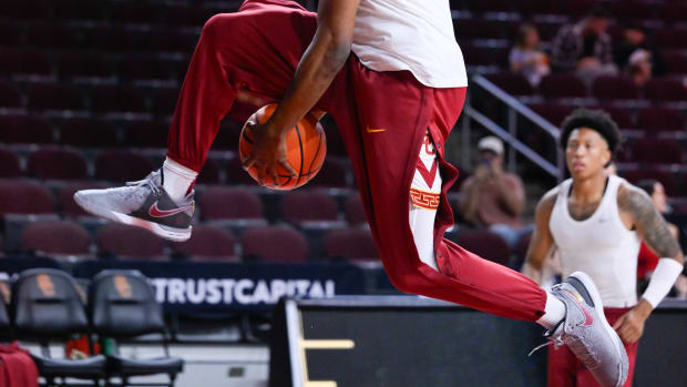 USC Trojans guard Bronny James dunks during pregame warm-ups.